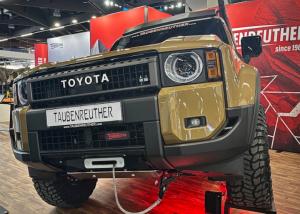 Montážní sada navijáku TOYOTA LC250 Prado s navijákem WARN VR EVO 10-S