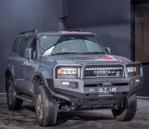 Přední pevnostní nárazník Commercial Steel Bullbar TOYOTA LC250